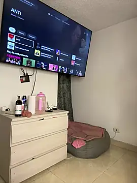 ariiel  online show from 26, 12, 2024