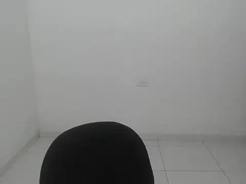 estefania224 online show from 10, 4, 2026