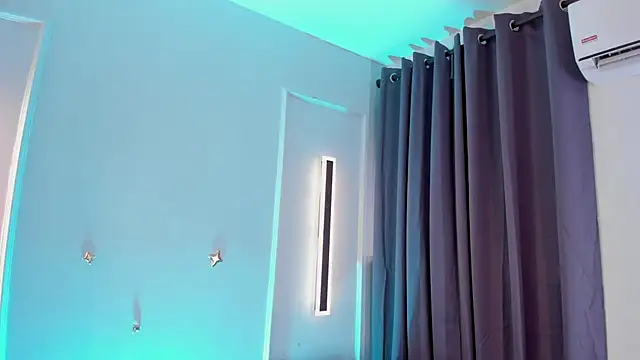 Snapshot of maddy_walker chatting on 16, 9, 2025 maddy walker online show from 16, 9, 2025