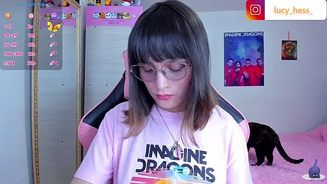 Lucyy-hess online show from 19, 12, 2025