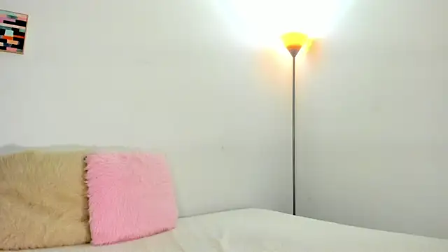 Snapshot of zandycooper chatting on 5, 3, 2025 zandycooper online show from 5, 3, 2025