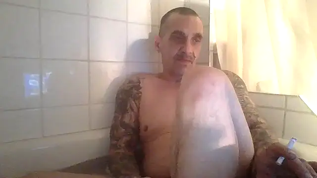 Snapshot of CandiedPompano chatting on 16, 12, 2025 CandiedPompano online show from 16, 12, 2025