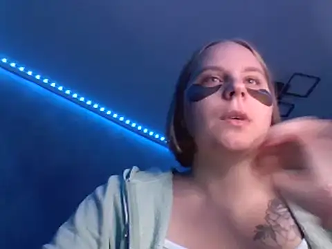 Snapshot of Thalia__Star chatting on 4, 12, 2024 Thalia Star online show from 4, 12, 2024