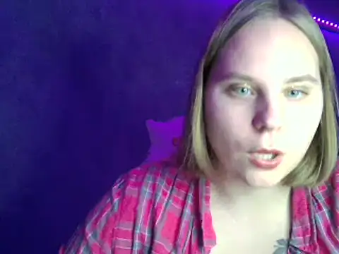 Snapshot of Thalia__Star chatting on 9, 1, 2025 Thalia Star online show from 9, 1, 2025