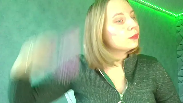 Snapshot of Thalia__Star chatting on 29, 1, 2025 Thalia Star online show from 29, 1, 2025