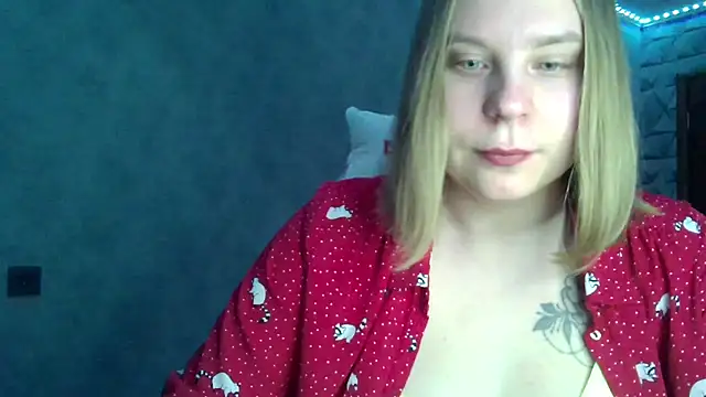 Snapshot of Thalia__Star chatting on 11, 2, 2025 Thalia Star online show from 11, 2, 2025