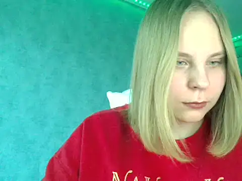 Snapshot of Thalia__Star chatting on 3, 3, 2025 Thalia Star online show from 3, 3, 2025