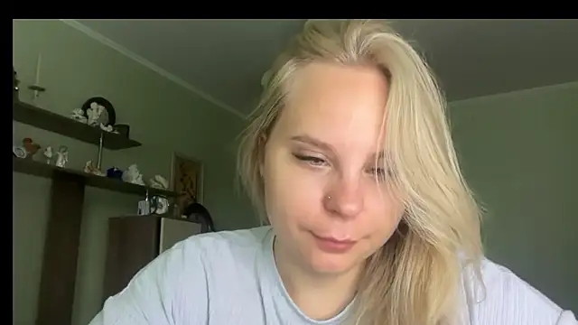 Snapshot of Thalia__Star chatting on 16, 6, 2026 Thalia Star online show from 16, 6, 2026