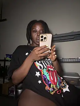 choclatepeaach online show from 27, 3, 2026