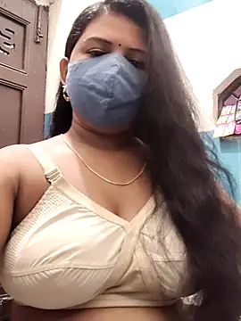 Snapshot of Dr_Chhaya chatting on 21, 11, 2025 Dr Chhaya online show from 21, 11, 2025