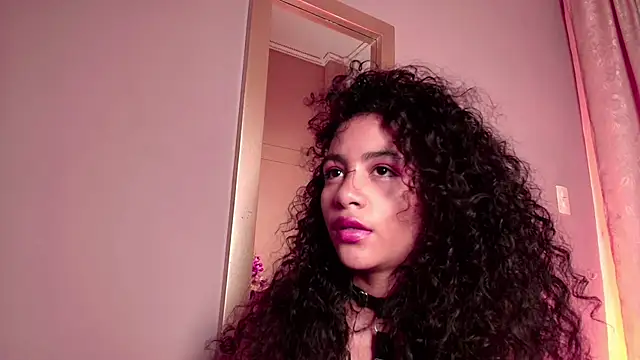 AntonellaHall  online show from 9, 4, 2026