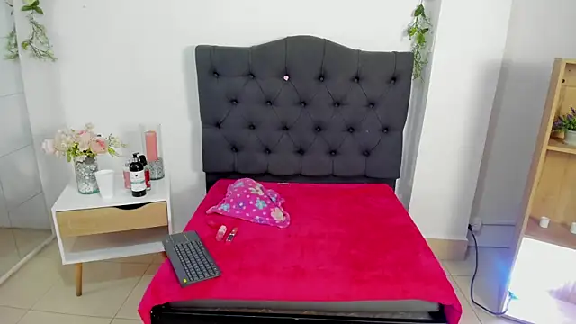 Alyssa jones online show from 4, 3, 2025