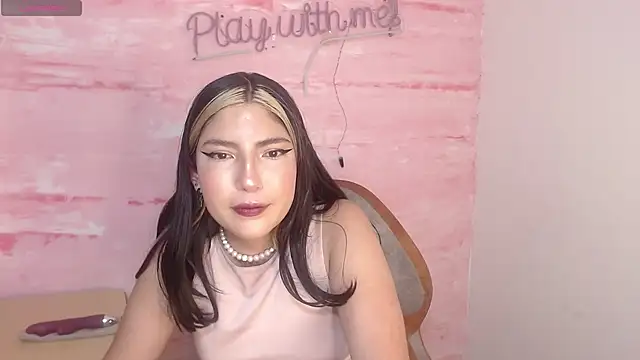 Sophia Watson  online show from 7, 12, 2024