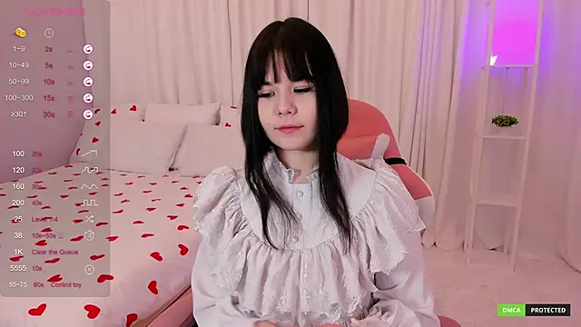 ClaireFaers  online show from 9, 2, 2025