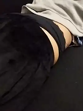 parejadiferente25 online show from 2, 12, 2024