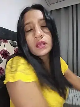 Snapshot of cami_victoria chatting on 9, 6, 2026 cami victoria online show from 9, 6, 2026