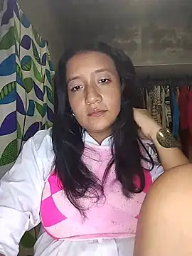 Snapshot of cami_victoria chatting on 25, 6, 2026 cami victoria online show from 25, 6, 2026