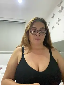 Snapshot of AntonellaAlondra4 chatting on 19, 12, 2024 AntonellaAlondra4 online show from 19, 12, 2024