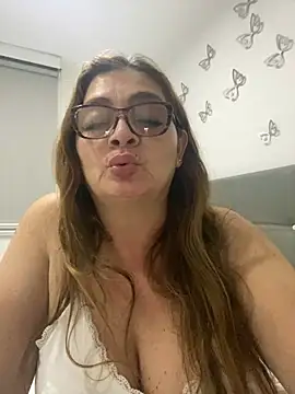 Snapshot of AntonellaAlondra4 chatting on 21, 12, 2024 AntonellaAlondra4 online show from 21, 12, 2024