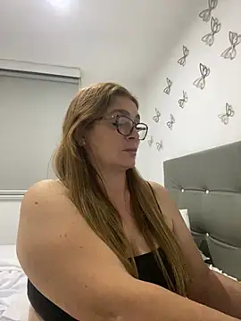 Snapshot of AntonellaAlondra4 chatting on 23, 12, 2024 AntonellaAlondra4 online show from 23, 12, 2024