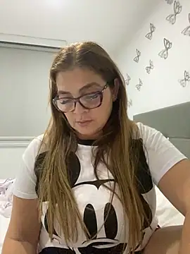 Snapshot of AntonellaAlondra4 chatting on 25, 12, 2024 AntonellaAlondra4 online show from 25, 12, 2024