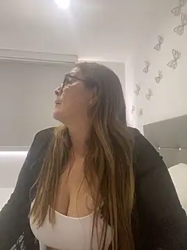 Snapshot of AntonellaAlondra4 chatting on 26, 12, 2024 AntonellaAlondra4 online show from 26, 12, 2024