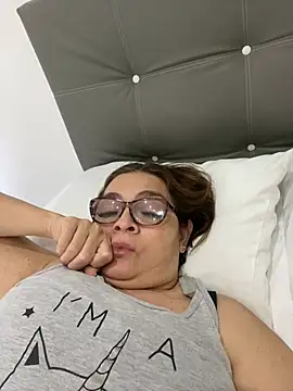 Snapshot of AntonellaAlondra4 chatting on 15, 1, 2025 AntonellaAlondra4 online show from 15, 1, 2025