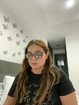 Snapshot of AntonellaAlondra4 chatting on 26, 1, 2025 AntonellaAlondra4 online show from 26, 1, 2025