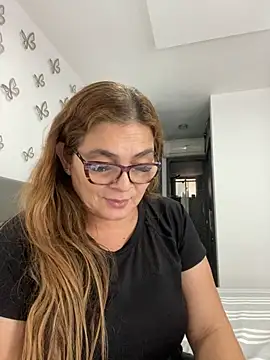 Snapshot of AntonellaAlondra4 chatting on 30, 1, 2025 AntonellaAlondra4 online show from 30, 1, 2025