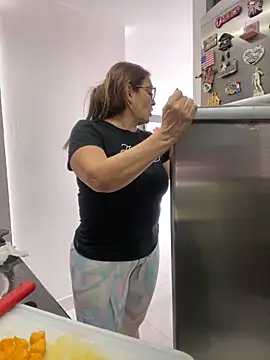 Snapshot of AntonellaAlondra4 chatting on 19, 3, 2025 AntonellaAlondra4 online show from 19, 3, 2025