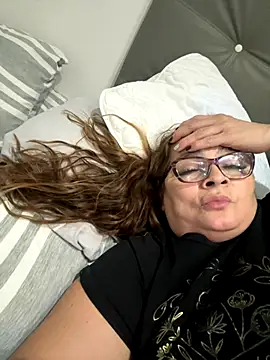 Snapshot of AntonellaAlondra4 chatting on 16, 9, 2025 AntonellaAlondra4 online show from 16, 9, 2025