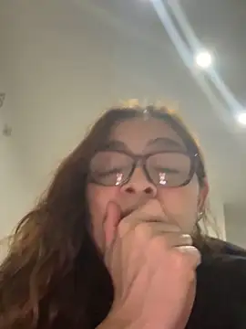 Snapshot of AntonellaAlondra4 chatting on 19, 10, 2025 AntonellaAlondra4 online show from 19, 10, 2025