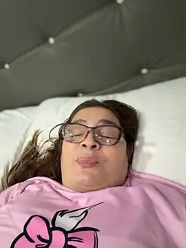 AntonellaAlondra4 online show from 18, 11, 2025