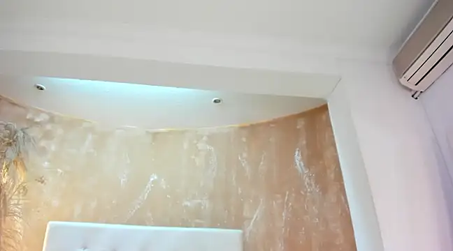 Snapshot of APRILL_FOXX chatting on 5, 3, 2025 APRILL FOXX online show from 5, 3, 2025