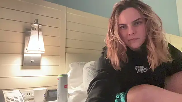 Snapshot of brattyisback chatting on 13, 1, 2025 brattyisback online show from 13, 1, 2025