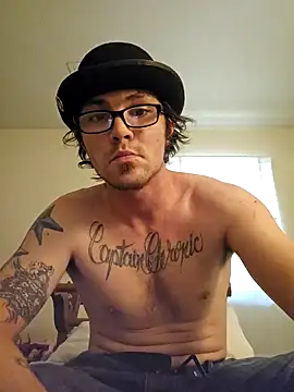 Snapshot of potholder420 chatting on 17, 1, 2025 potholder420 online show from 17, 1, 2025