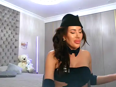 TianaPosh online show from 27, 2, 2025