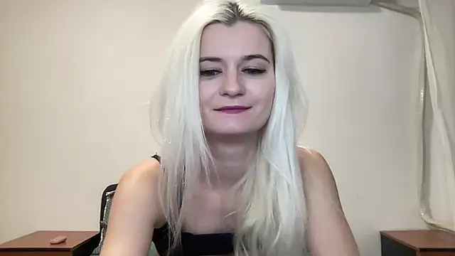 Onika Love online show from 1, 11, 2025