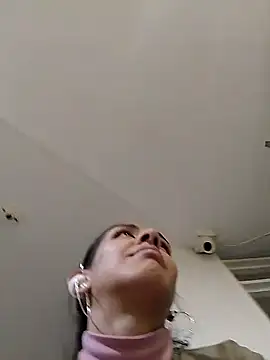 Snapshot of Alisson_420 chatting on 23, 10, 2025 Alisson 420 online show from 23, 10, 2025