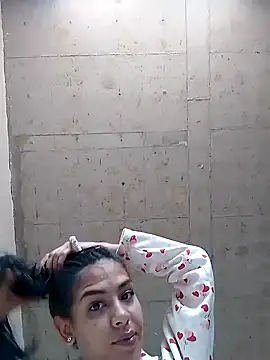 Snapshot of Alisson_420 chatting on 10, 11, 2025 Alisson 420 online show from 10, 11, 2025