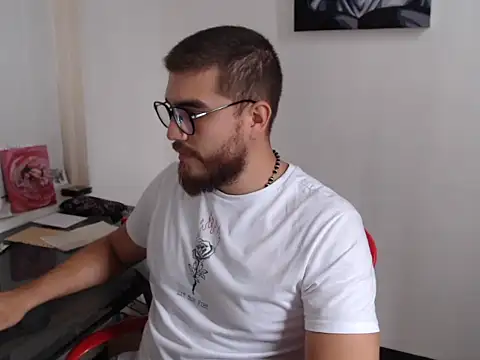 Snapshot of Dylanwish chatting on 3, 10, 2025 Dylanwish online show from 3, 10, 2025