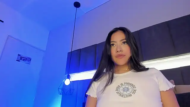Snapshot of nicolle_pierce chatting on 25, 1, 2025 nicolle pierce online show from 25, 1, 2025