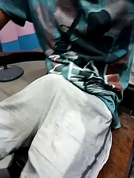 Snapshot of Afgref5335 chatting on 8, 9, 2025 Afgref5335 online show from 8, 9, 2025