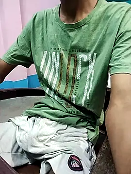 Snapshot of Afgref5335 chatting on 6, 10, 2025 Afgref5335 online show from 6, 10, 2025