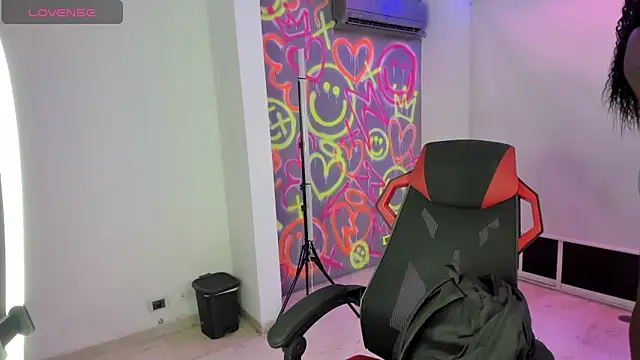 GEANNAROSE online show from 5, 3, 2025