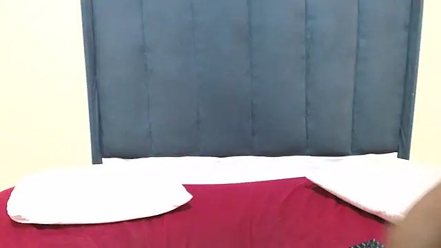 kittykhloe22 online show from 10, 3, 2025