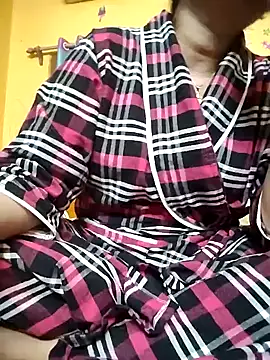 Royalgirl667 online show from 23, 12, 2024