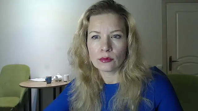 Snapshot of Juli_julyyy chatting on 29, 12, 2024 Juli julyyy online show from 29, 12, 2024