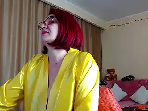 EdithCharm online show from 8, 1, 2025