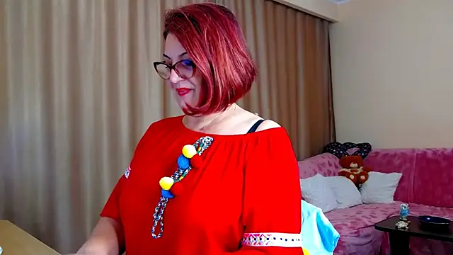 EdithCharm online show from 8, 10, 2025